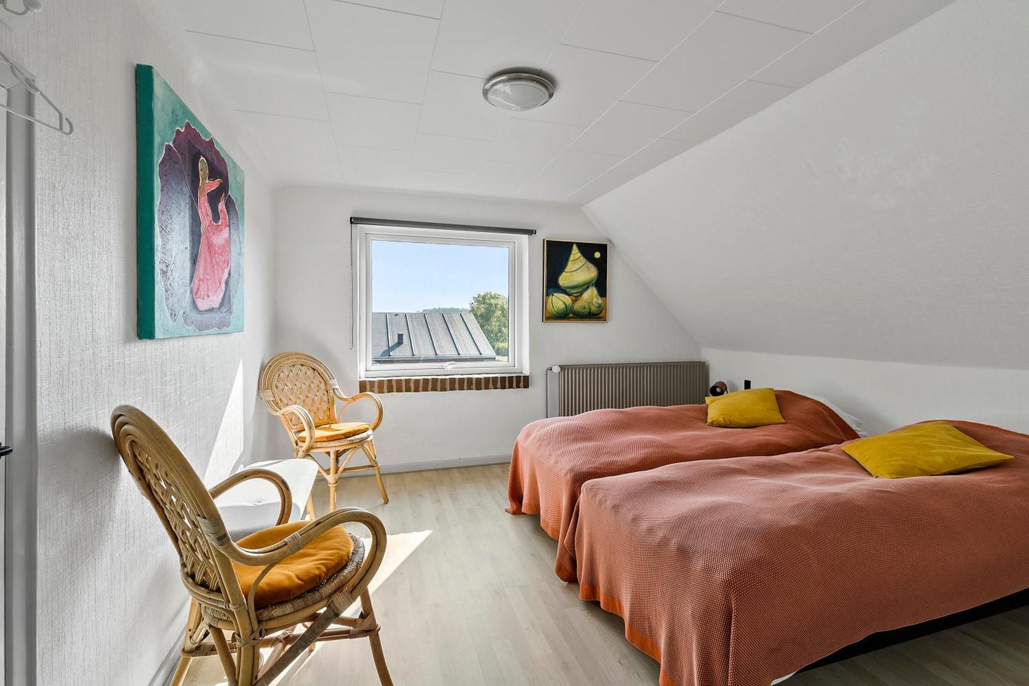 Logi I Hus Med Kunst Og Have Bed and Breakfast Vestervig Buitenkant foto