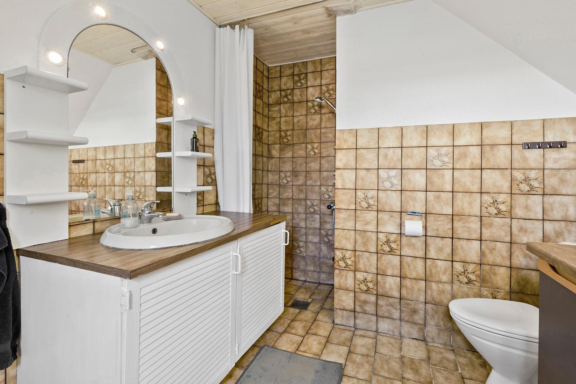 Logi I Hus Med Kunst Og Have Bed and Breakfast Vestervig Buitenkant foto
